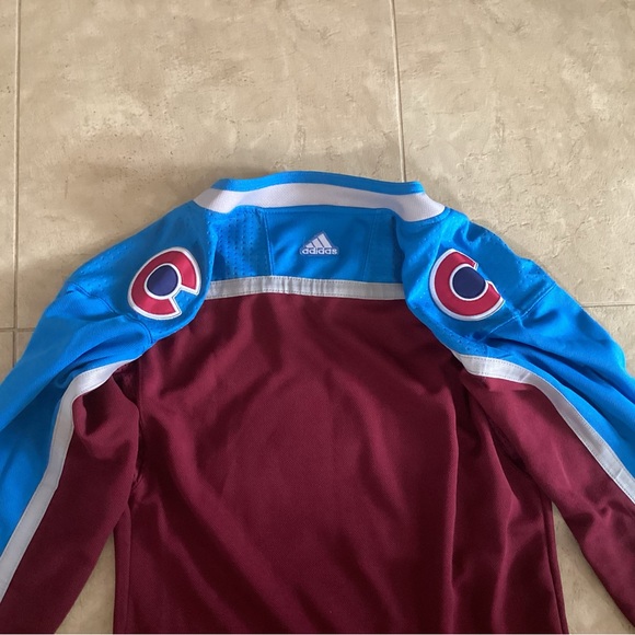 NWT Adidas Men’s Colorado Avalanche Hockey Jersey, Size Medium - Picture 6 of 7